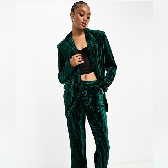 Extro & Vert Tall tailored velvet blazer in emerald green - Picture 1 of 4